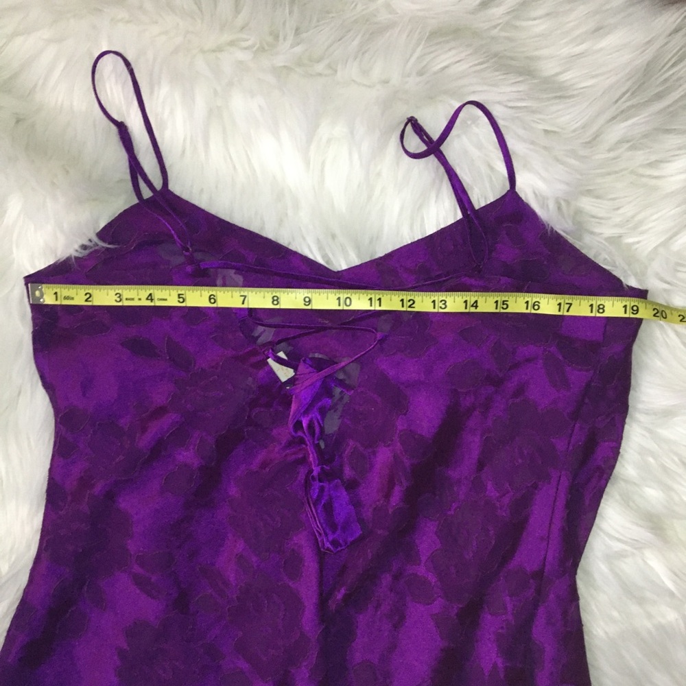 Gorgeous Victoria’s Secret Lace Up Chemise Nightgown Beautiful Purple EUC - Picture 7 of 8